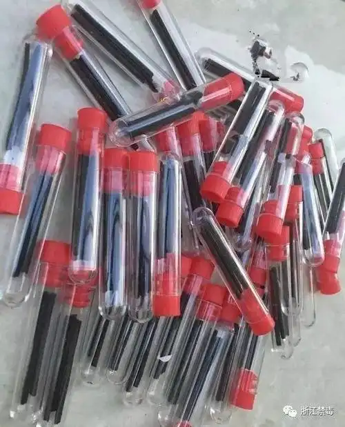 这些火柴棍般的小树枝居然是毒品还毒过海洛因