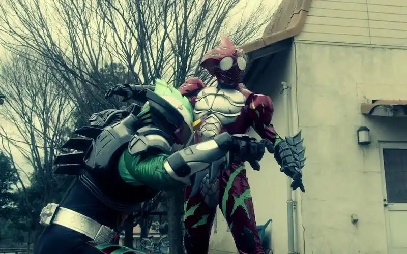 假面骑士亚马逊Ⅱ:仁叔终结第一位原生体!