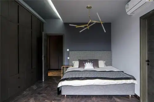 现代简约风格装修男孩房设计图