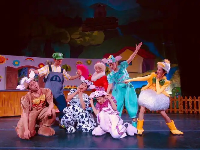 儿童剧《小猪快跑》