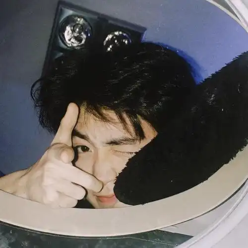 2020最火微信帅气男生头像