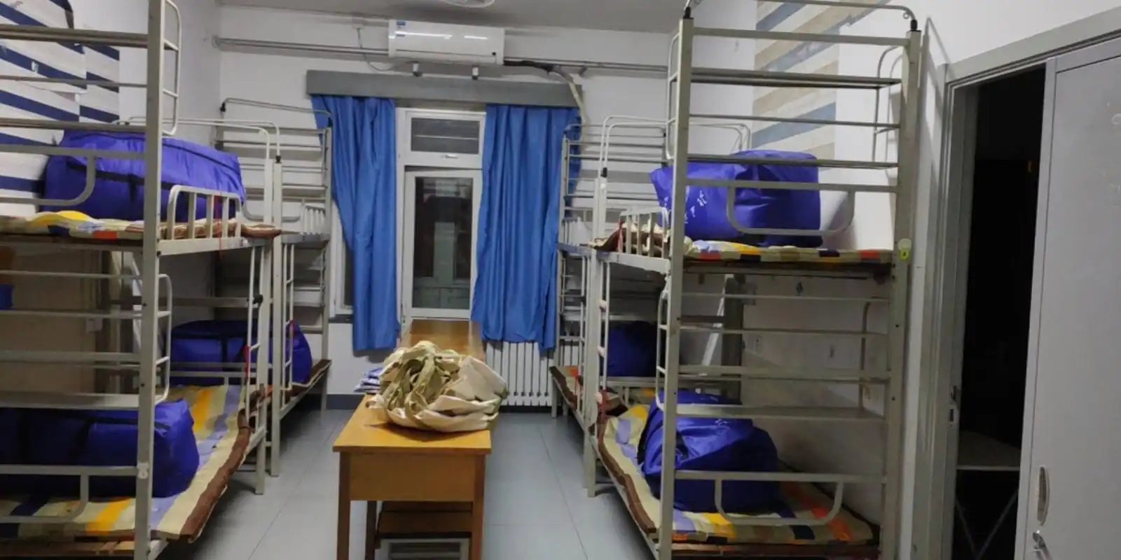 北京交通大学宿舍实拍90 图为北京交通大学北京校区宿舍 校友补充