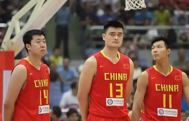 姚明和周琦的身高差异,对篮球比赛有何影响? 第2张