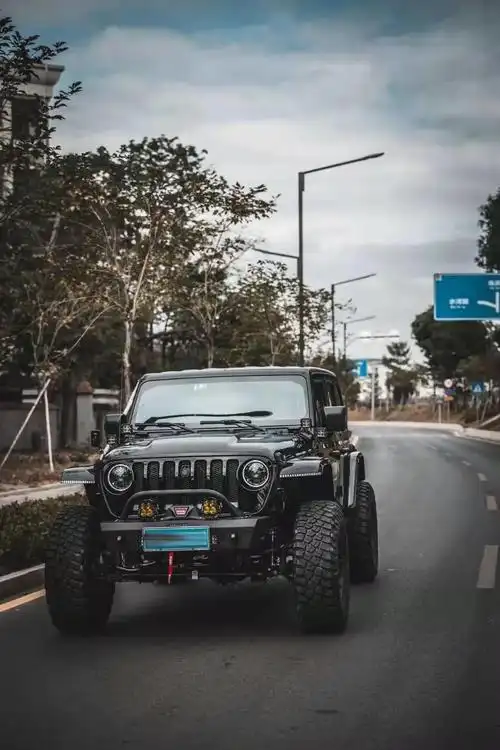 牧马人jl35寸升高改装赏析