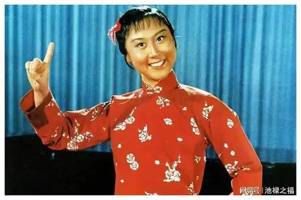 坎坷的李铁梅刘长瑜丈夫早逝后再婚平凡儿子是她的骄傲