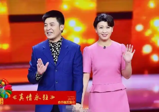 闫学晶过三八节,穿着近万元上衣出镜,北京的家装修富丽堂皇|林越|演员