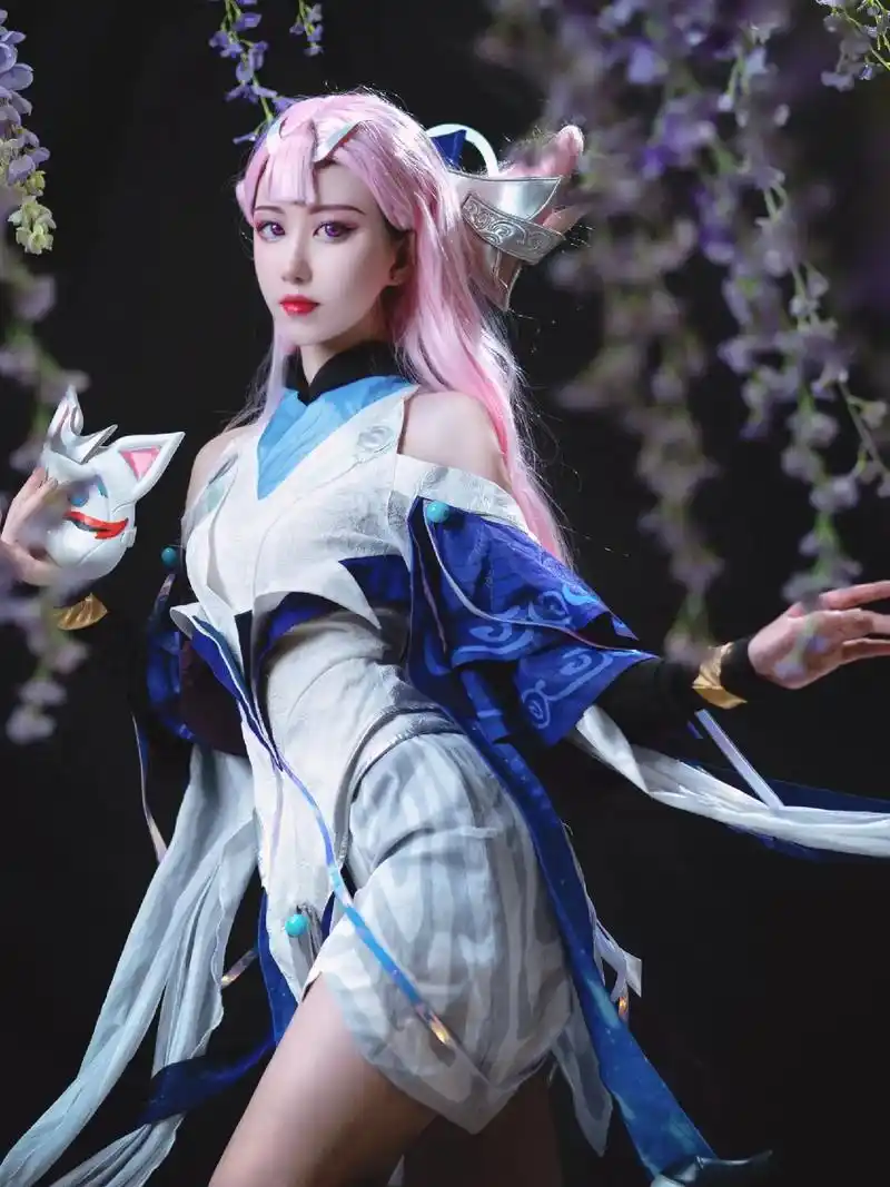 面具之下是更美的面具#cos #王者荣耀 #貂蝉 #猫影幻舞 - 抖音