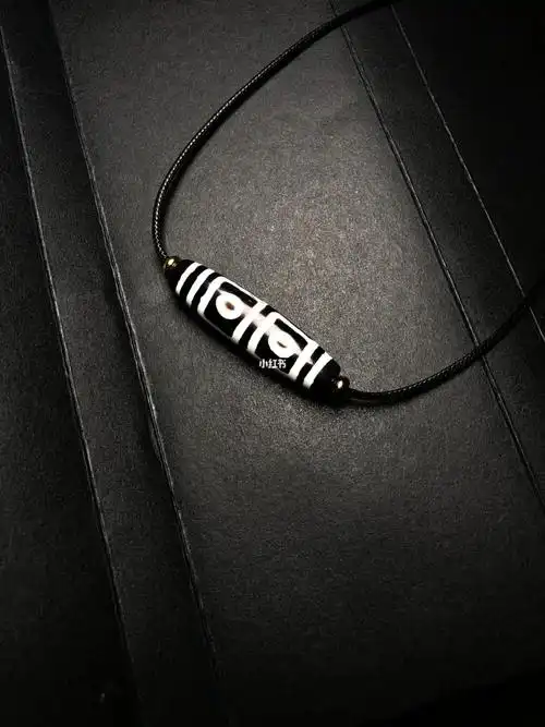 四眼天珠锁骨链