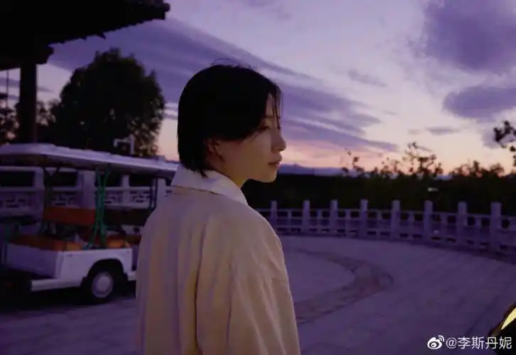 氛围感浴巾李斯丹妮