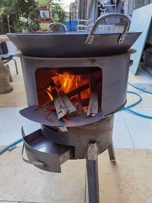 97淘宝新品柴火炉户外农村木柴台做饭铁桶烧柴节能露天炉灶家用土锅