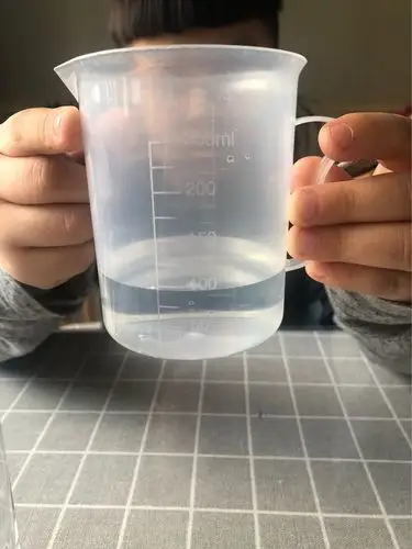 全晨焌实验1:常温下100毫升水能溶解多少克食盐?