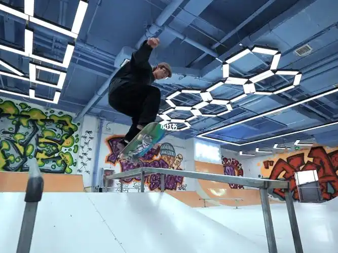 临沂室内滑板公园滑板陆冲玩家快来打卡啦