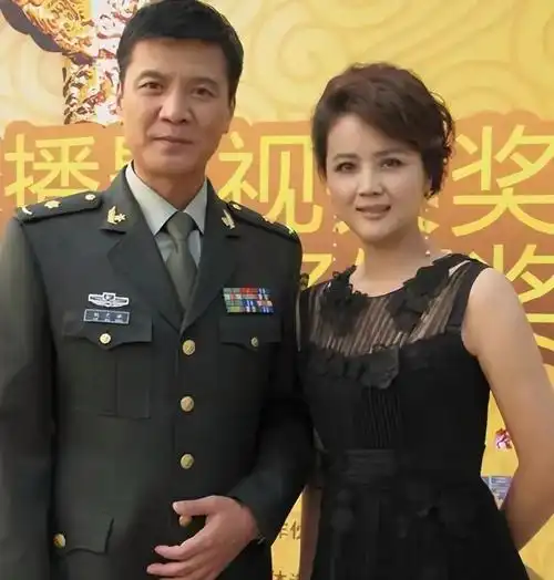 回顾刘思博把继母茹萍当成妈为奚望离婚心痛她就是我亲妹妹