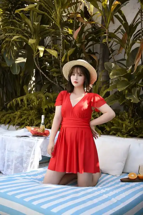 2021年卡姿瑶大码泳衣新款上市