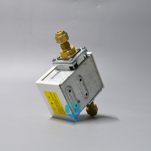 压差全新上海奉申控制器油压开关延迟fsd35chefenshen空调配件