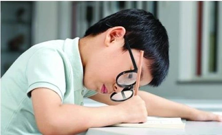 身边的这些"小事",是预防孩子近视的"大事" - 脉脉