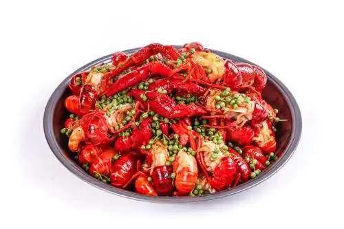 盘子里装着藤椒虾 小龙虾