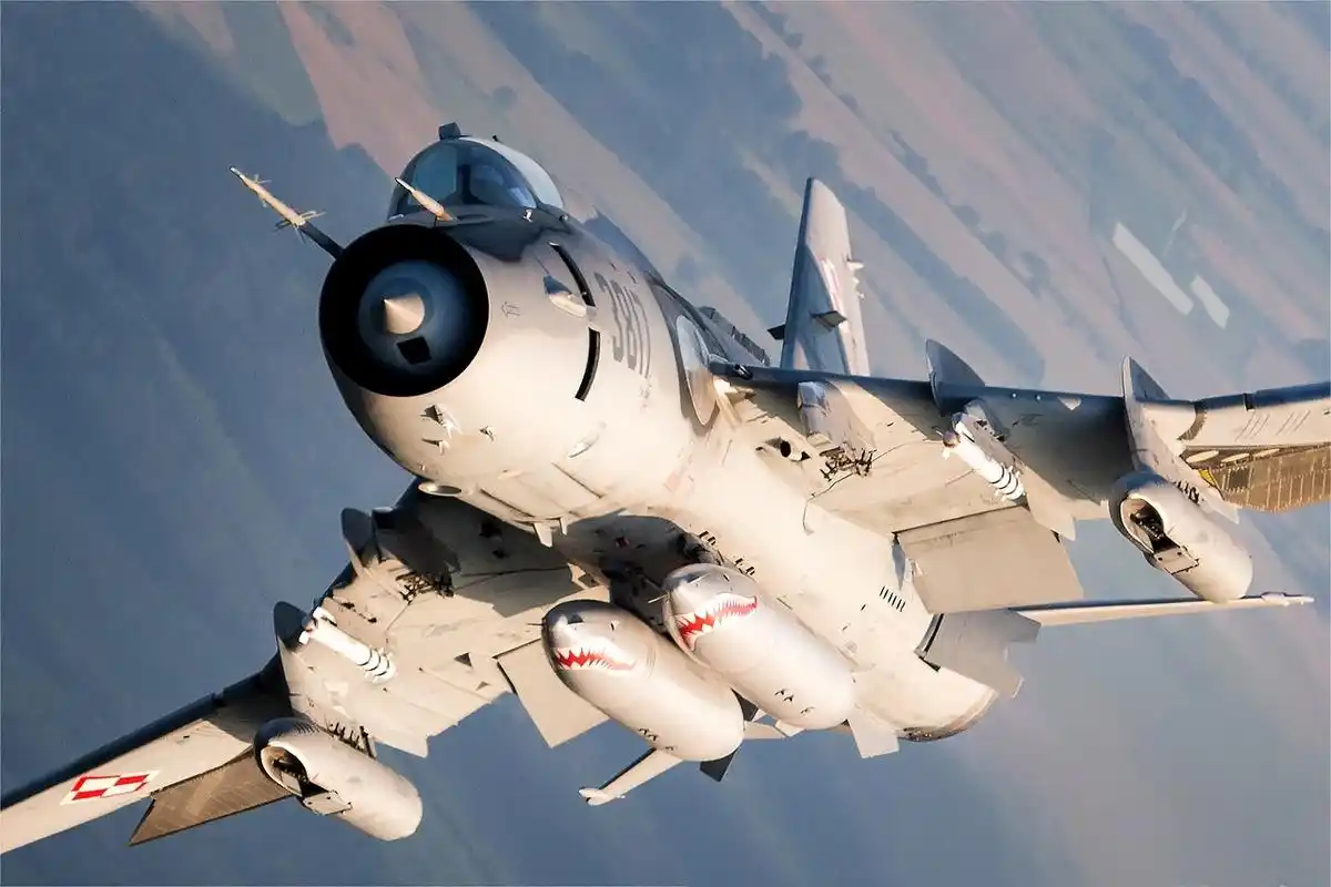 苏-22战斗轰炸机美图