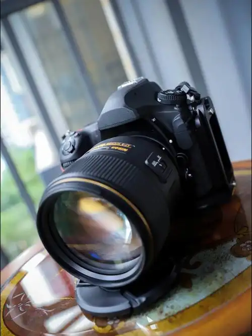 尼康105mmf14eed镜头
