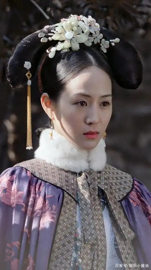 《如懿传》"海兰"张钧甯美图分享,她的一生都在追随如懿!