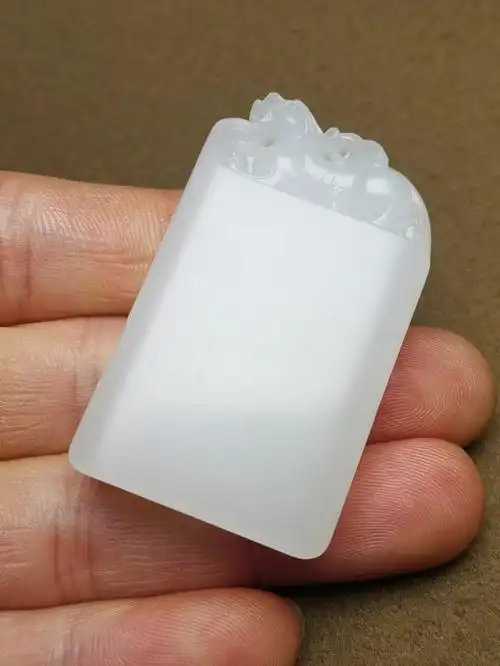 和田玉平安无事牌