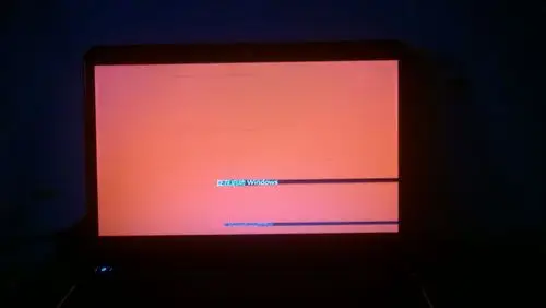 笔记本电脑开机红屏