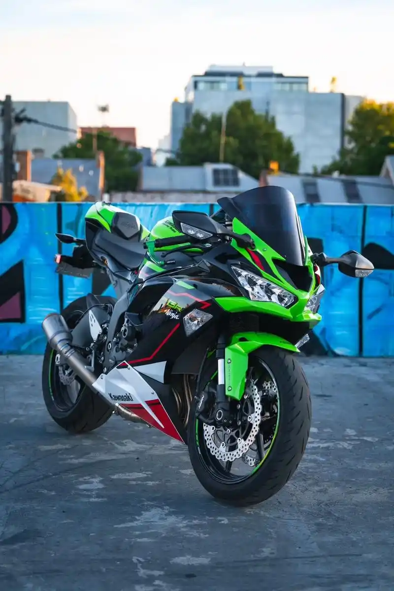 最近zx6r好像挺火的