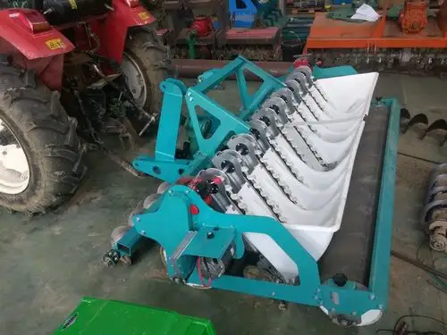 拖拉机安装自动 3 点悬挂大蒜播种机