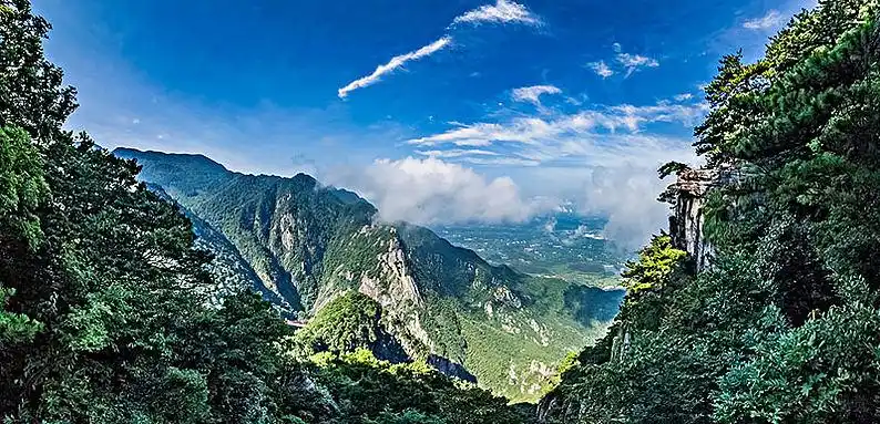 江西省九江市庐山龙首崖景区自然景观