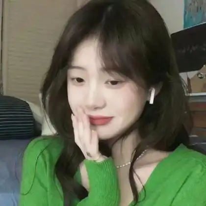 绿色头像真人女,高清漂亮好看的绿色系ins少女头像图片_女生头像_头像