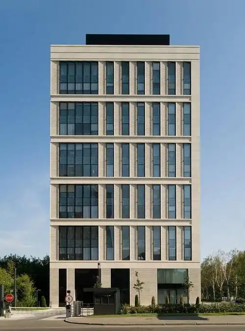 六层写字楼建筑效果装修效果图