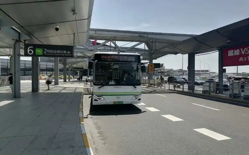 【新晋的华新人民进城快线】青浦巴士 虹桥枢纽6路b线 虹桥西交通中心