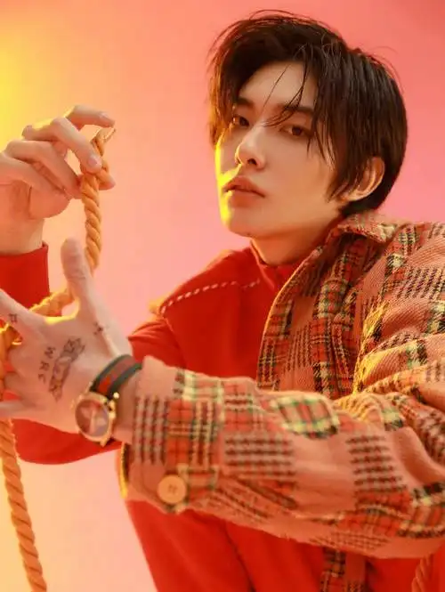 痞帅痞帅的小哥哥王瑞昌