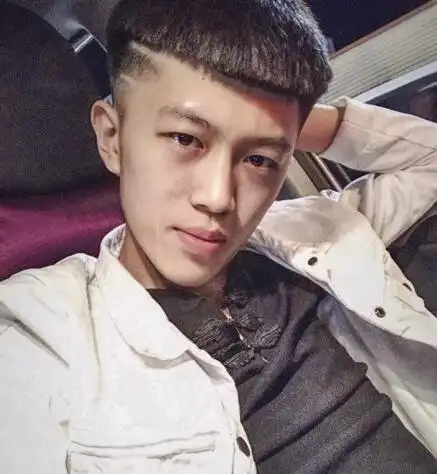 快手牌牌琦是怎么火起来的 起底牌牌琦的个人资料 - 品度娱乐