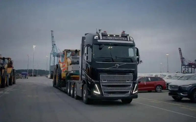 [中英双语字幕]全新一代沃尔沃fh16系列卡车 前所未有的动力与效率