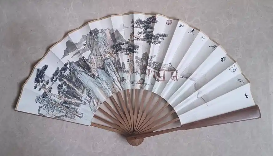 中国美术家协会会员,国画名家焦志红扇面作品《山水清音》