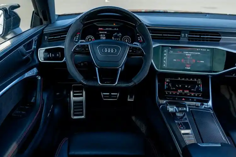 运动又大气abt奥迪rs7rsportback实车