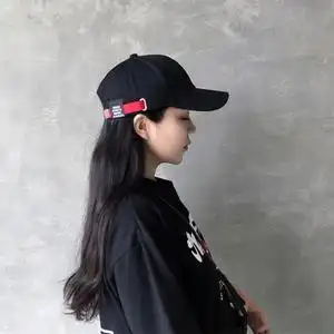 鸭舌帽女夏酷硬顶立体纯黑色弯檐棒球帽飘带网红小众反戴嘻哈帽男