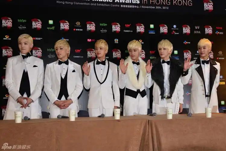 2012mama盛典落幕 鸟叔等亮相获年度大奖