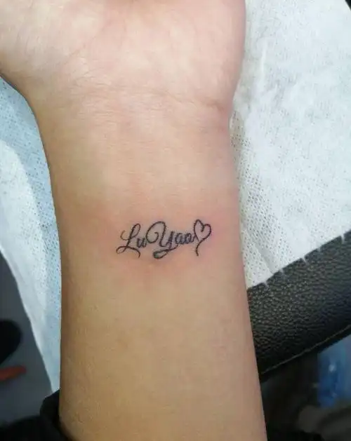 情侣名字纹身图片手臂图腾情侣字体纹身图案