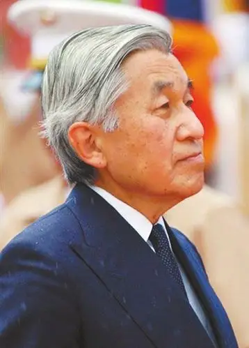 日本天皇勸安倍反省戰爭 公佈停戰詔書原版錄音