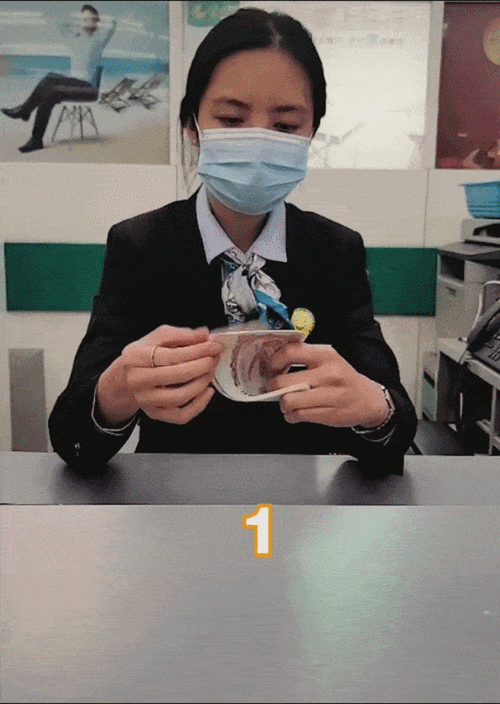 解锁柜员小姐姐又一炫技手法!