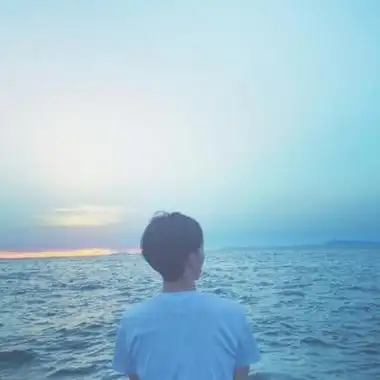 微信头像男超清背影 男生头像图片大全 -【爱个性】