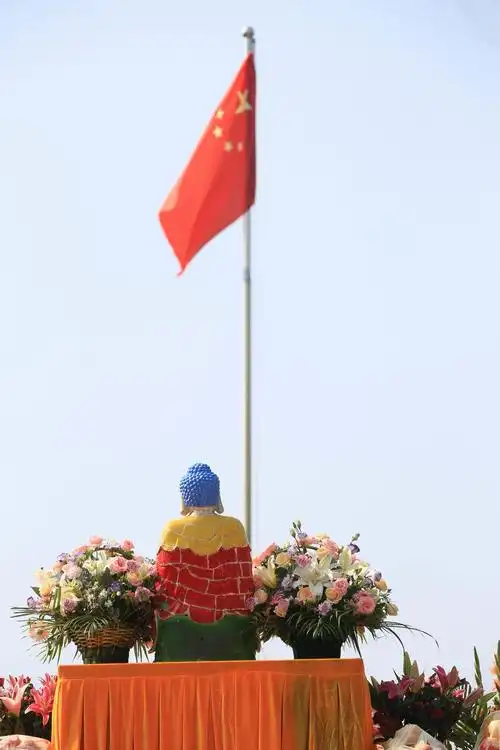 绛节飘飖宫国来 中元朝拜上清回