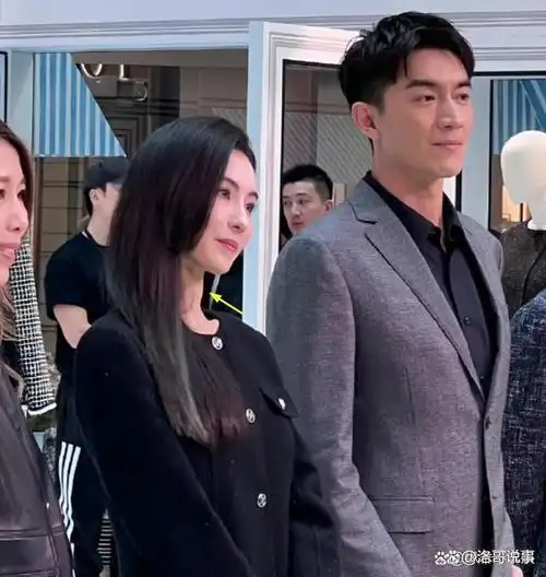 张柏芝43岁仍美艳不减,生图暴露年龄,与林更新同台却显尴尬