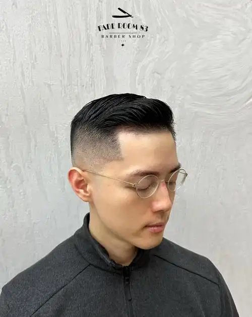 **椭圆形脸**:几乎适合所有发型