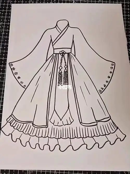 老爸画的古风衣服和我画的古风衣服