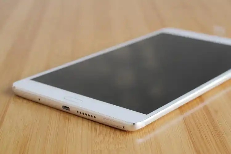 hifi音效高清屏华为平板m3开箱图赏