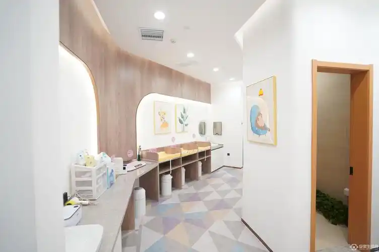 网红母婴室亮相餐饮不止5折政务银泰4月29日开启8周年庆