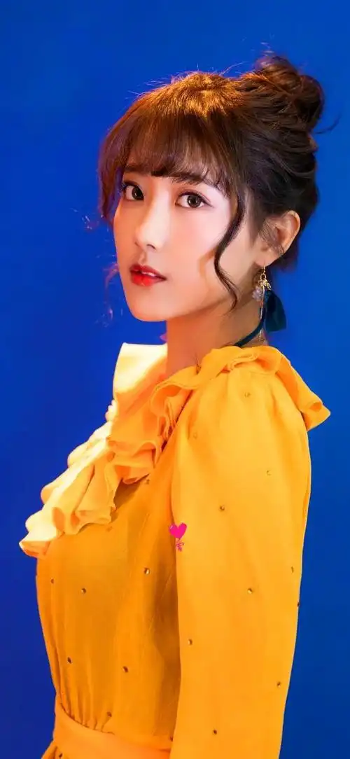 李艺彤图片壁纸,喜欢就收藏吧